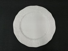 Assiette à fraises et vignes Wedgwood du Japon