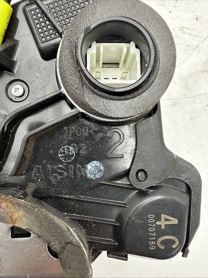 Par de actuadores de cerradura de puerta trasera derecha e izquierda Scion xB 2011 A046693 OEM Foto 4 de 4