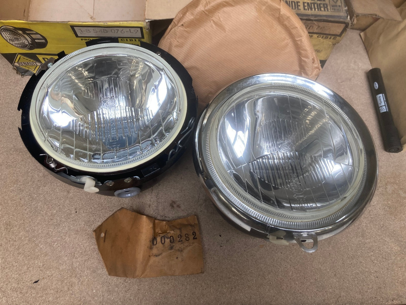 Phare Cibie pour Renault 4L avant 1967 | Kit de 2 optiques avant d'origine en verre et métal