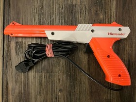 Nintendo NES Zapper Gun Orange NES-005