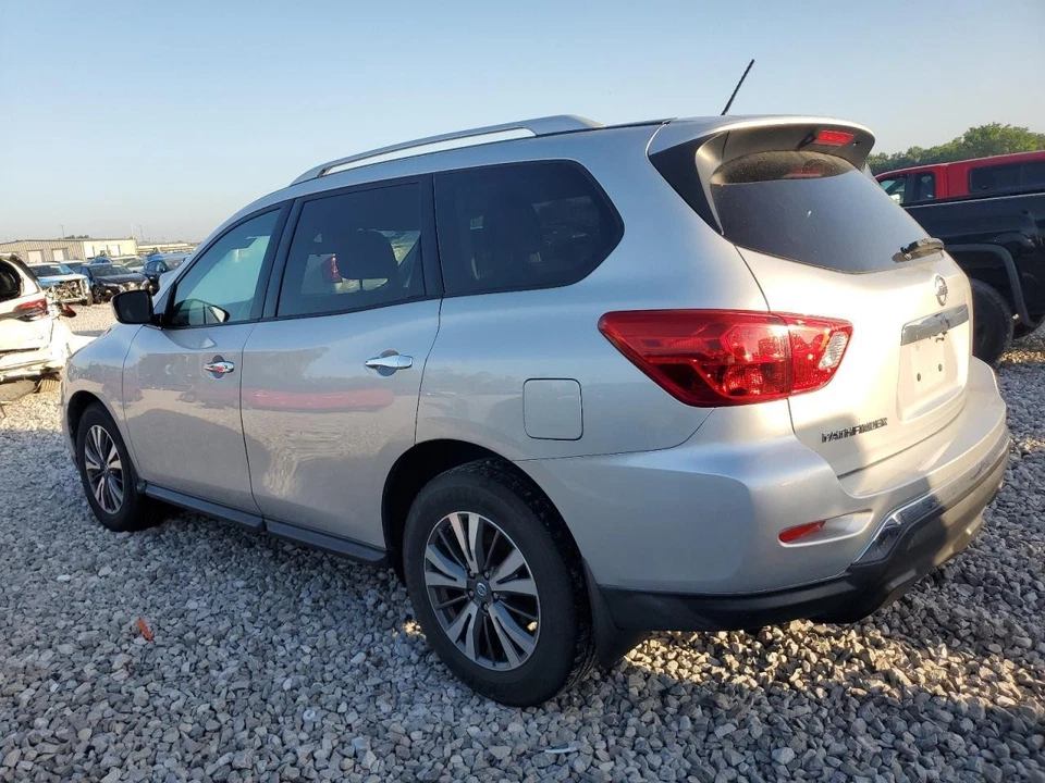 Conjunto de puerta trasera izquierda usado lado trasero se adapta a: Nissan Pathfinder 2017 eléctrico sin Foto 3 de 4