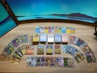 Lot de 800+ cartes Pokémon neuves Écarlate&Violet et Méga évolutions (AR/EX/FA)