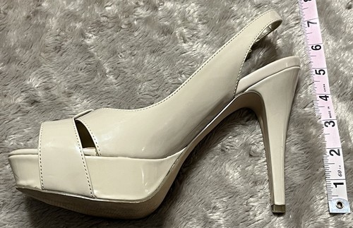 G BY GUESS CATHY Peep Toe Platform Heel Sandals Nude Patent Womens Sz 8M - Picture 17 of 24
