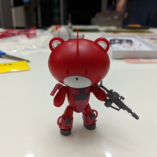 MK Model HG 1/144 Petit BEARGGUY Char Red Zaku with Led - Picture 4 of 11