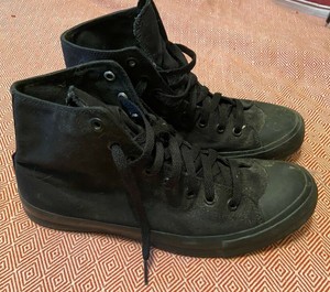 converse kitchen shoes