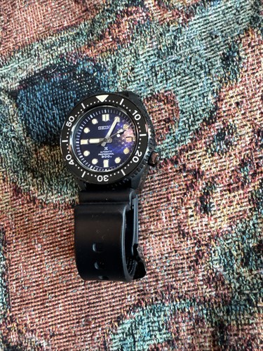 Seiko Prospex SLA053 Seigaiha U.S. Special Edition Watch Very Good Condition