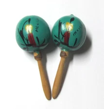 Hand Painted Mexican Gourd Wooden Green Maracas Shakers Musical Instruments