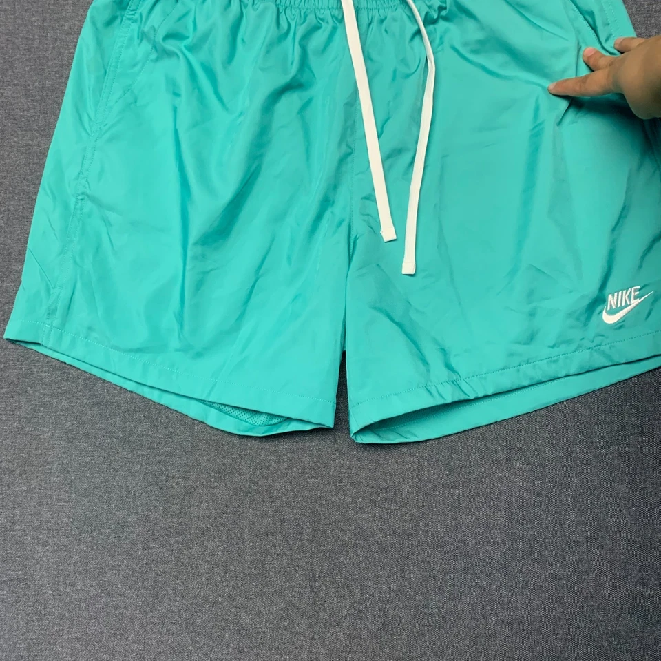 Pantalones cortos de natación Nike para hombre talla XL verde azulado forrados con cordón malla poliéster Foto 3 de 4