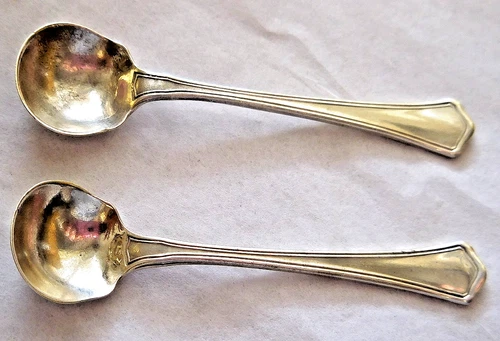 WALLACE WASHINGTON 1911 PAIR STERLING SILVER INDIVIDUAL SALT SPOONS NO MONO