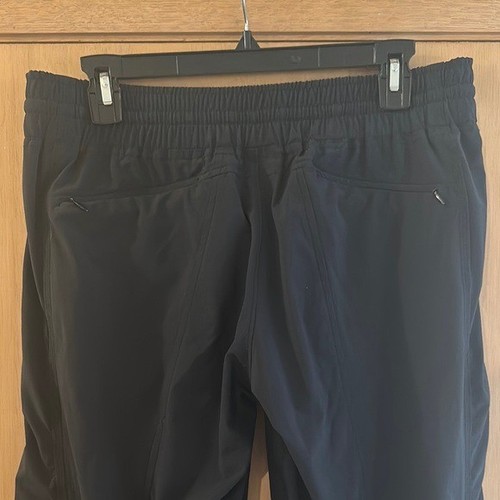 Athleta Women’s La Viva Cropped Capri Pants Black Size 8 - Picture 8 of 12