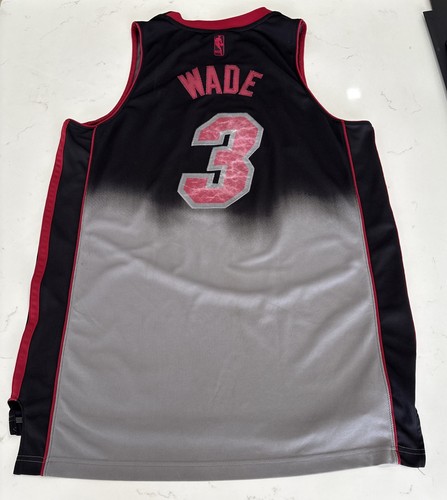 Adidas Miami Heat Dwyane Wade Jersey Limited Edition Fade away #3 NBA Sz L - Picture 9 of 10