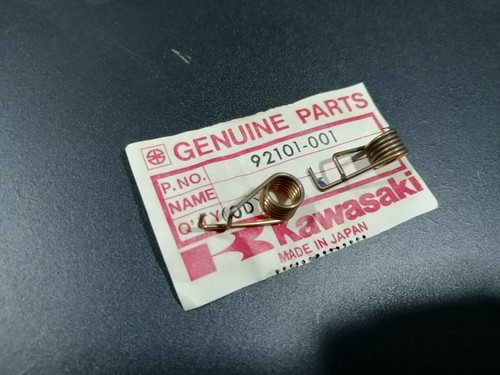 Molla tappo candela Kawasaki H1 H2 S1 S2 S3 A1 A7 F5 F7 F8 Nos X2 PN92101-001 - Foto 4 di 4