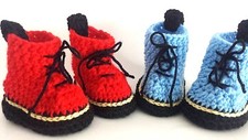 BABY CROCHET KNITTING HAND SHOES TRAINERS SNEAKERS CLOTHES SOCKS REDS BLUE 