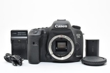 [Near Mint] Canon EOS 7D Mark II 20.2MP Digital SLR Camera Body 68029clicks