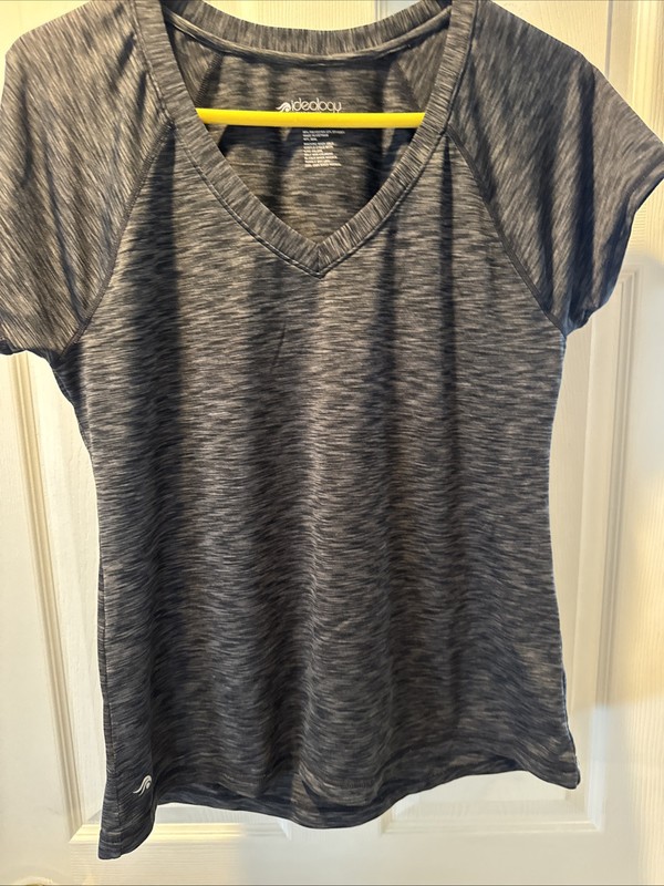 Ladies black ideology short sleeve T-shirt
