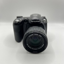 Fujifilm Finepix s5200 5.1MP Digital Camera - TESTED - WORKING Read Description