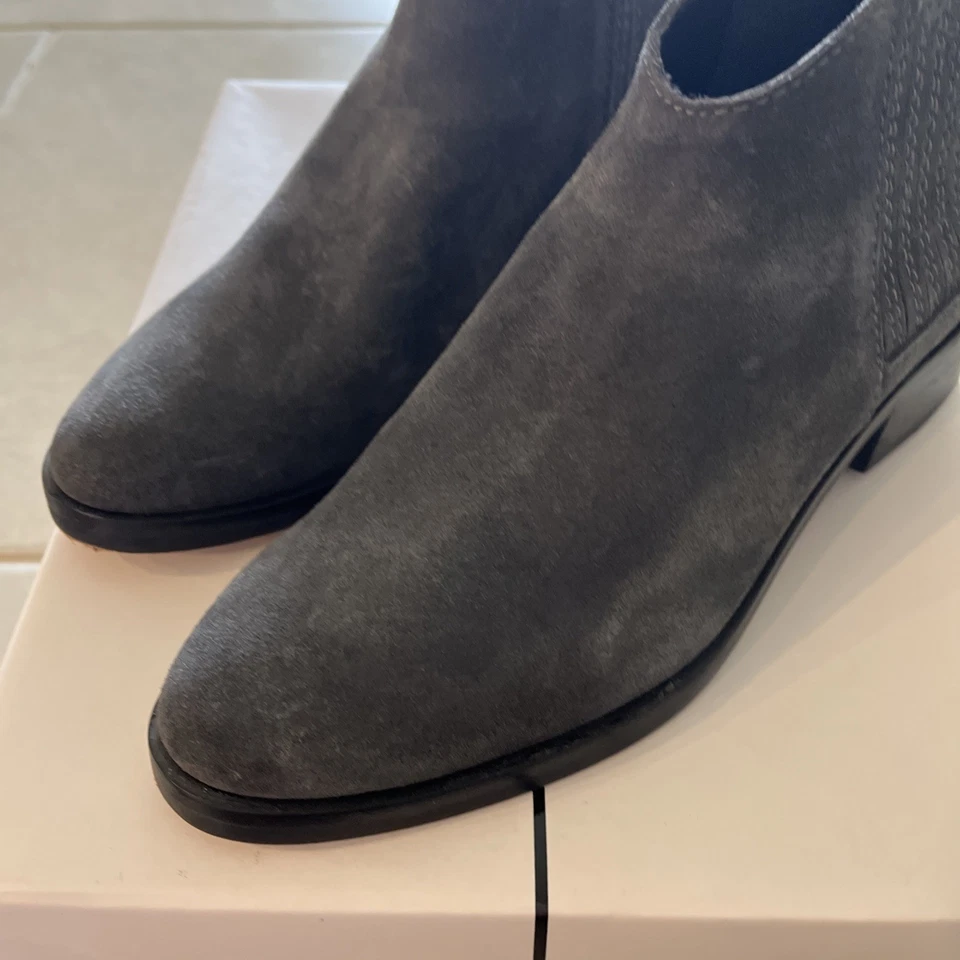 Dolce Vita Mujer Towne Botines Gris Gamuza 6 Tiradores Tacón Bloque Foto 2 de 4