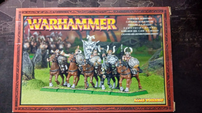 Warhammer Fantasy / Age of Sigmar - Alte Boxen und Regelwerke zur Auswahl