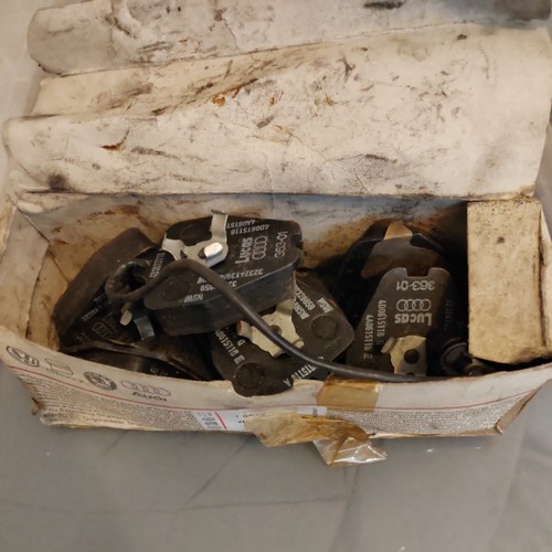 Audi 100 A6 S6 brake pads 4b0 698 151 c - Picture 2 of 2