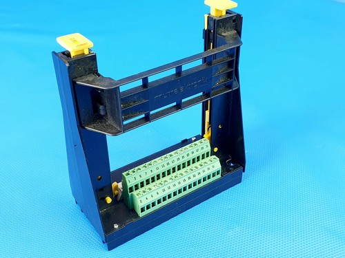 Murr Electronics Plug In Card Holder Art. No. 63007 incl. VAT - Picture 3 of 5