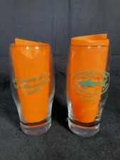 Dogfish Head Curved Pint Bar Pub Glasses Set of 2 New Craft Brewed Off Centered