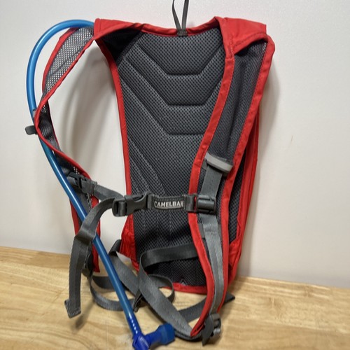 Camelbak Classic Hydration Backpack Bladder 2 L Light Weight Red NEVER USED - Picture 9 of 10