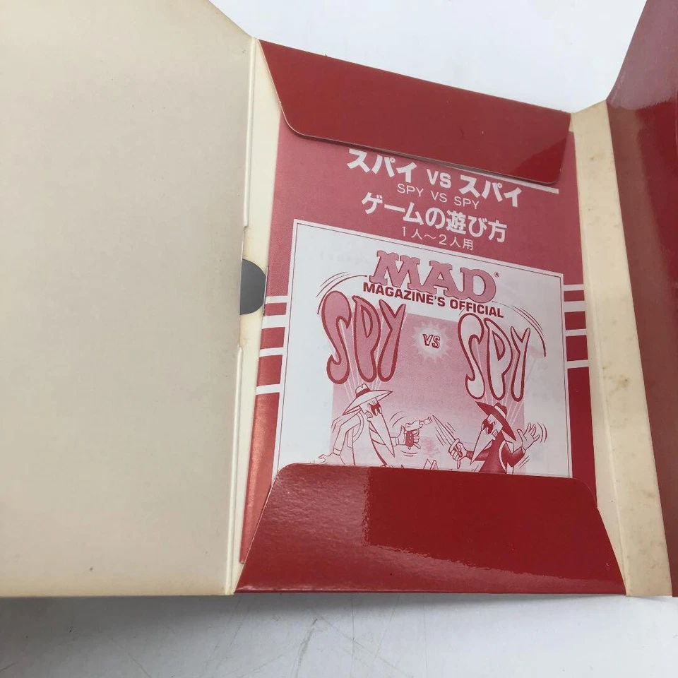 SPY VS SPY MAD Sega My Card Mark III 1984 C-514 Region-free SEGA Video game NEW - Image 2 of 4