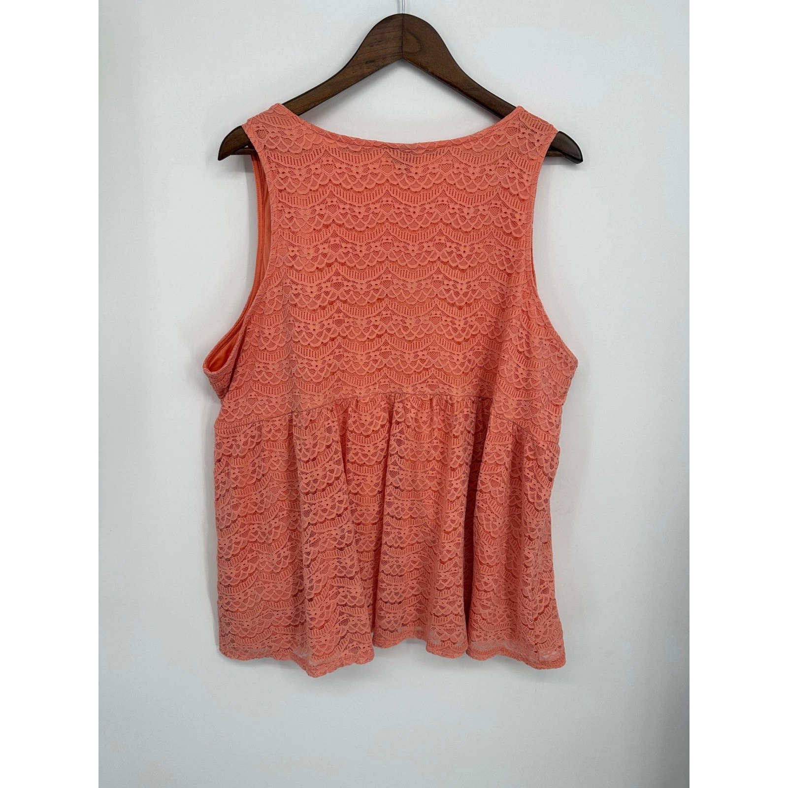 Torrid Coral Orange Lace Peplum Top Size 4 Sleeveless V-Neck Babydoll Boho - product detail image 5