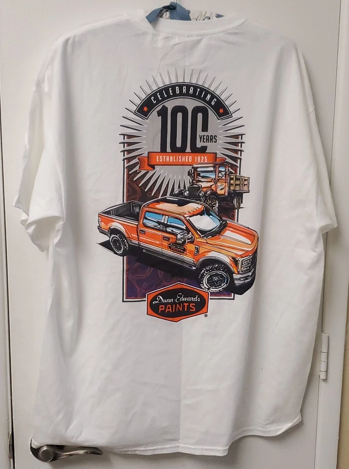 Camiseta Dunn-Edwards Pinturas Talla XL NUEVA SIN ETIQUETAS Celebrando 100 Años Gráfico Blanco Foto 2 de 4