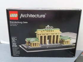 LEGO Architecture Brandenburg Gate Set 21011 Complete w/ Box and Manual
