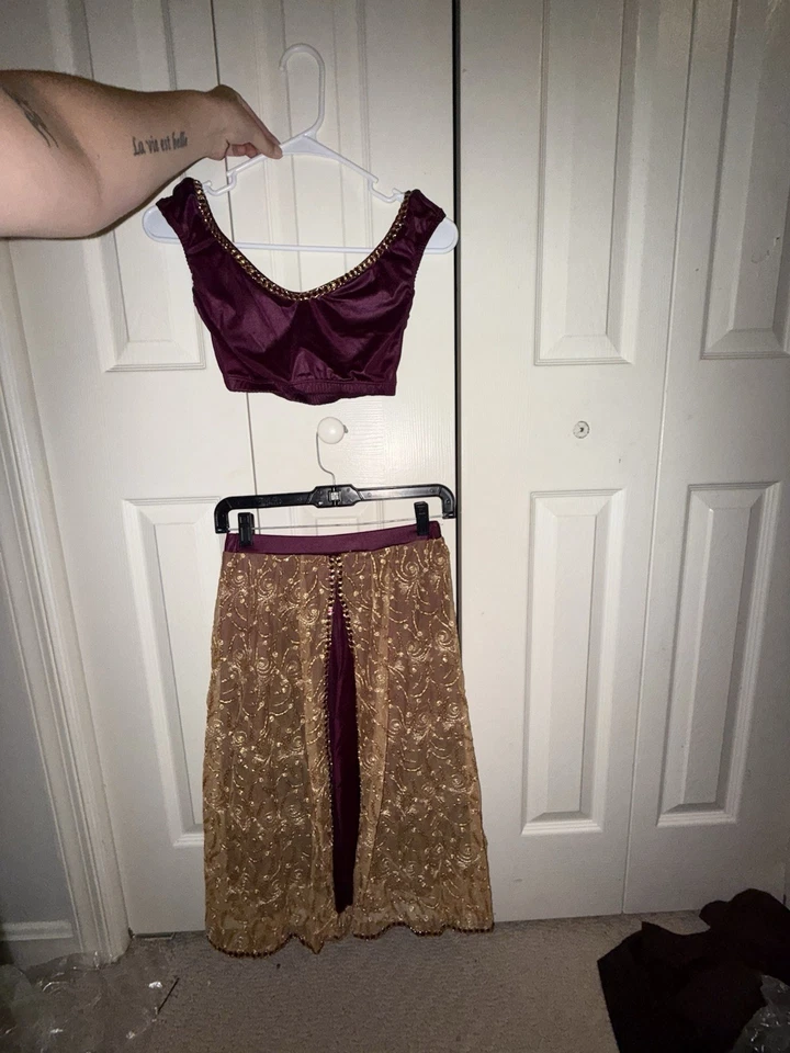 Disfraz de Baile Bollywood Dos Piezas con Tocado - Adulto Pequeño Foto 2 de 4