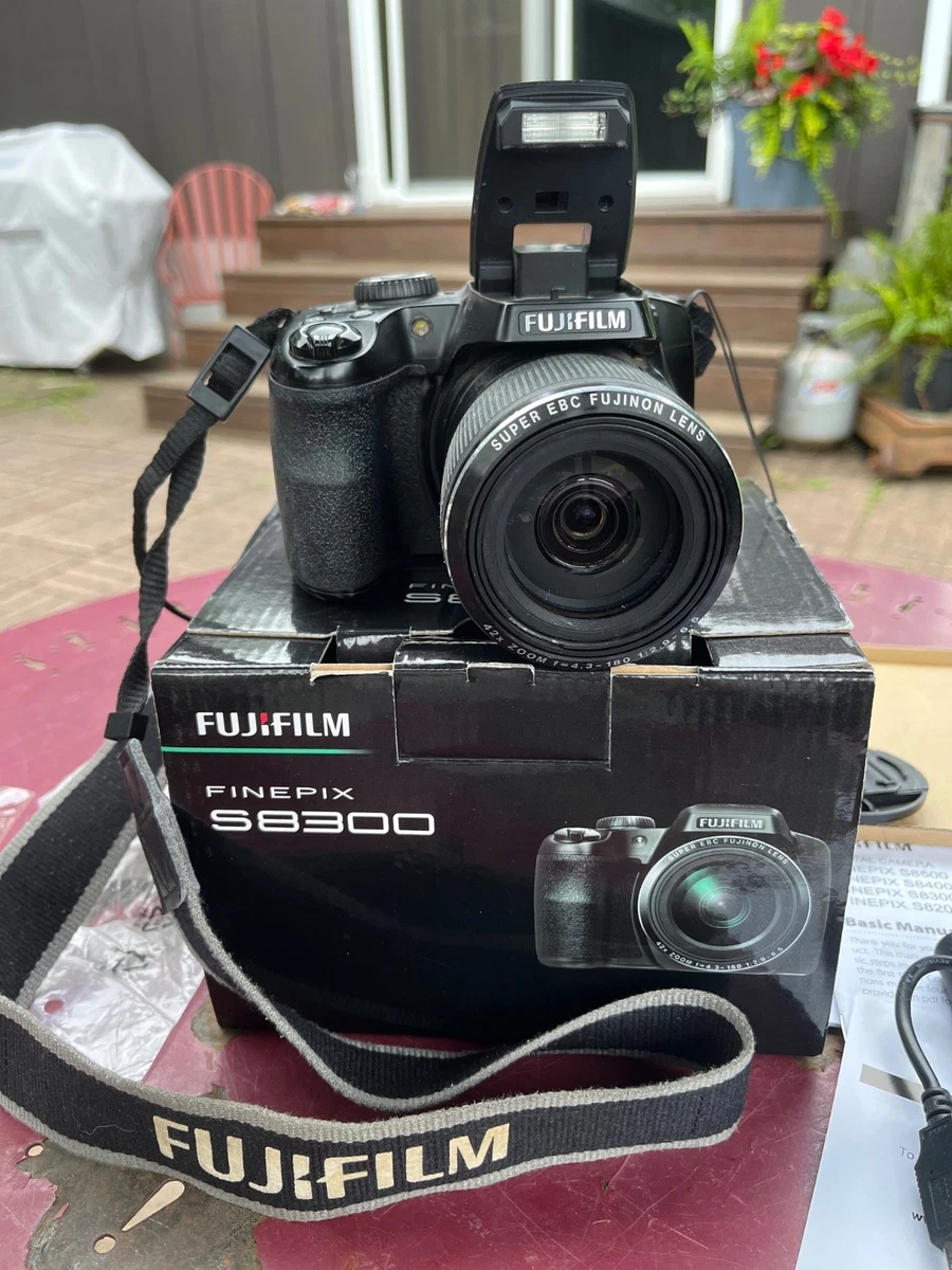 Fujifilm FinePix S Series More than 40x Digital Cameras 14-16.9 MP