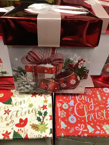 Cajas de Regalo de Navidad 3 Diseños Únicos de Vacaciones con Tapas Rojas Cinta Blanca Regalos - Imagen 5 de 33