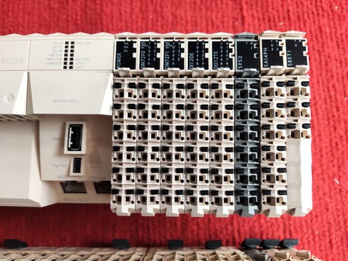 P:V58 Schneider Electric M258 TM258LF42DT Modicon SPEDIZIONE GRATUITA FEDEX - Foto 7 di 15