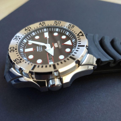 Seiko 5 Sports Automatic SRP601J1 Silver Rubber Band 44mm Watch