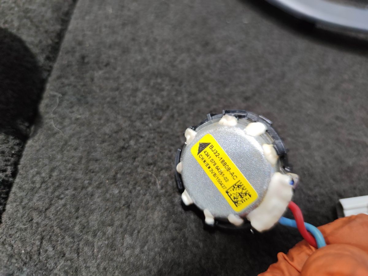 Picture 4 of 10