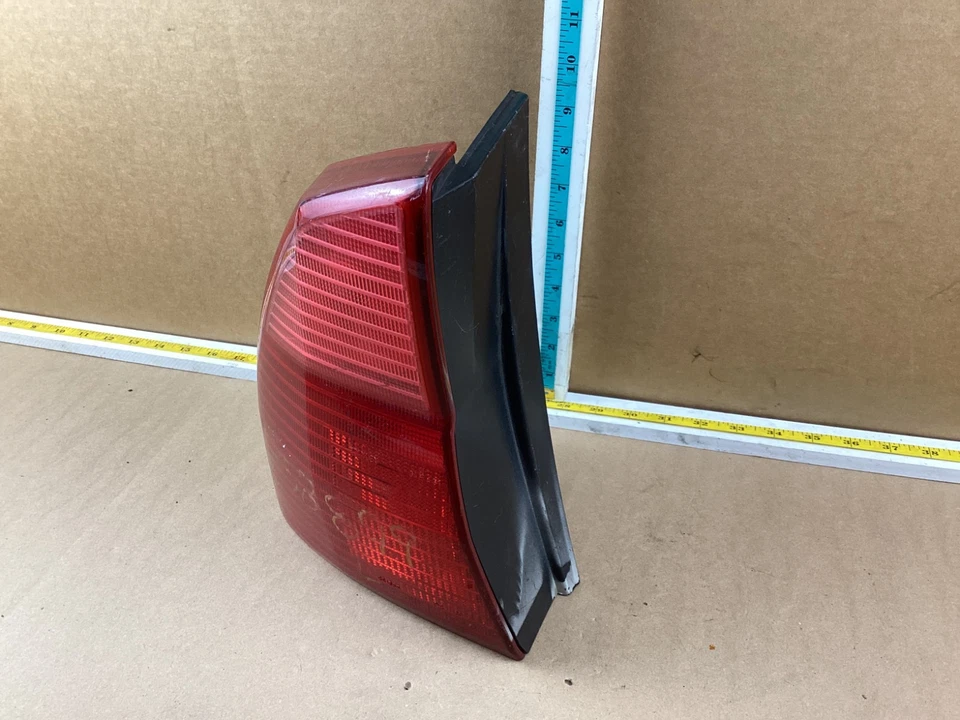 1997-2001 Mitsubishi Diamante Driver Left Side Taillight 166-58879 OEM - Image 3 of 4
