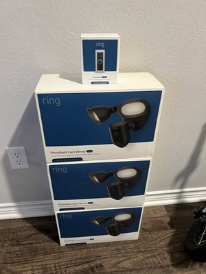 Ring Wired Floodlight Cam Pro (2nd Gen, 2K, Black) Used