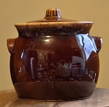 Vintage Hull Pottery Brown Drip Bean Pot Crock With Lid Oven Proof USA 2 Quart