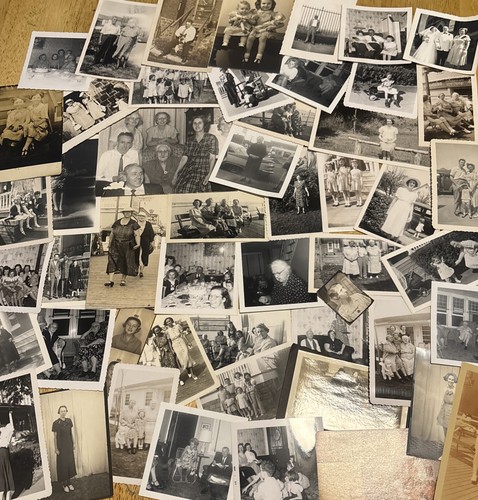Konvolut 50+ Original zufällige alte Fotos s/w Vintage Schnappschüsse Familienbilder