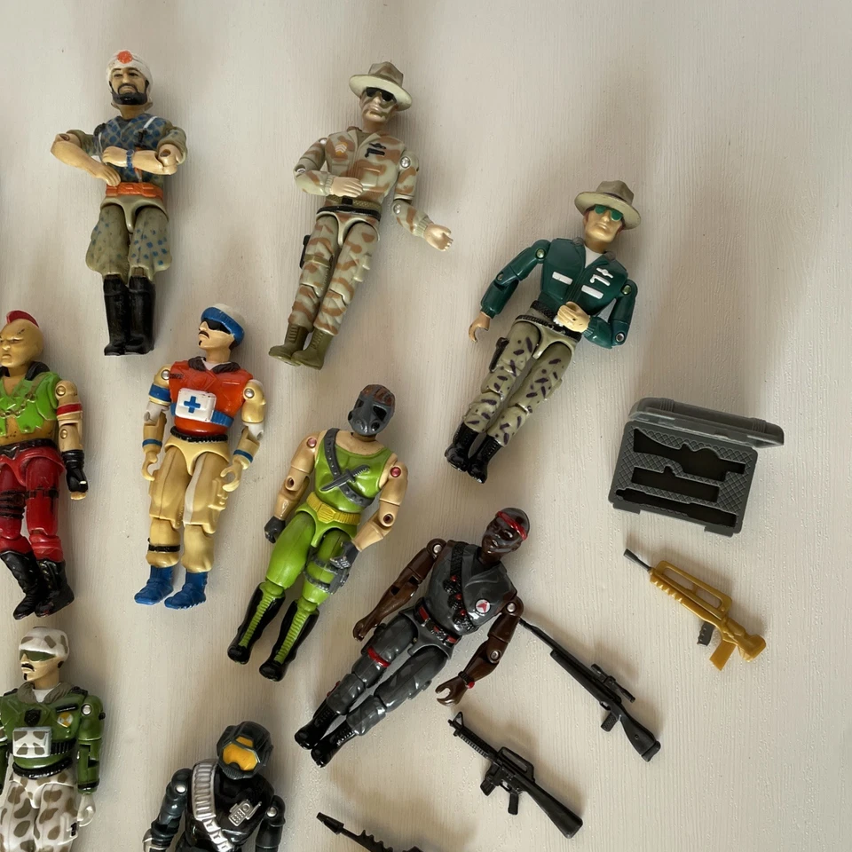 Lote De Colección 38 Piezas 1986, 90 LANARD Corps - 12 Figuras De Acción y 26 Armas/Accesorios Foto 3 de 4