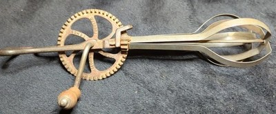 VTG TAPLIN MFG CO. METAL EGG BEATER, PAT NOV 24, 1908 NEW BRITAIN CT Antique 