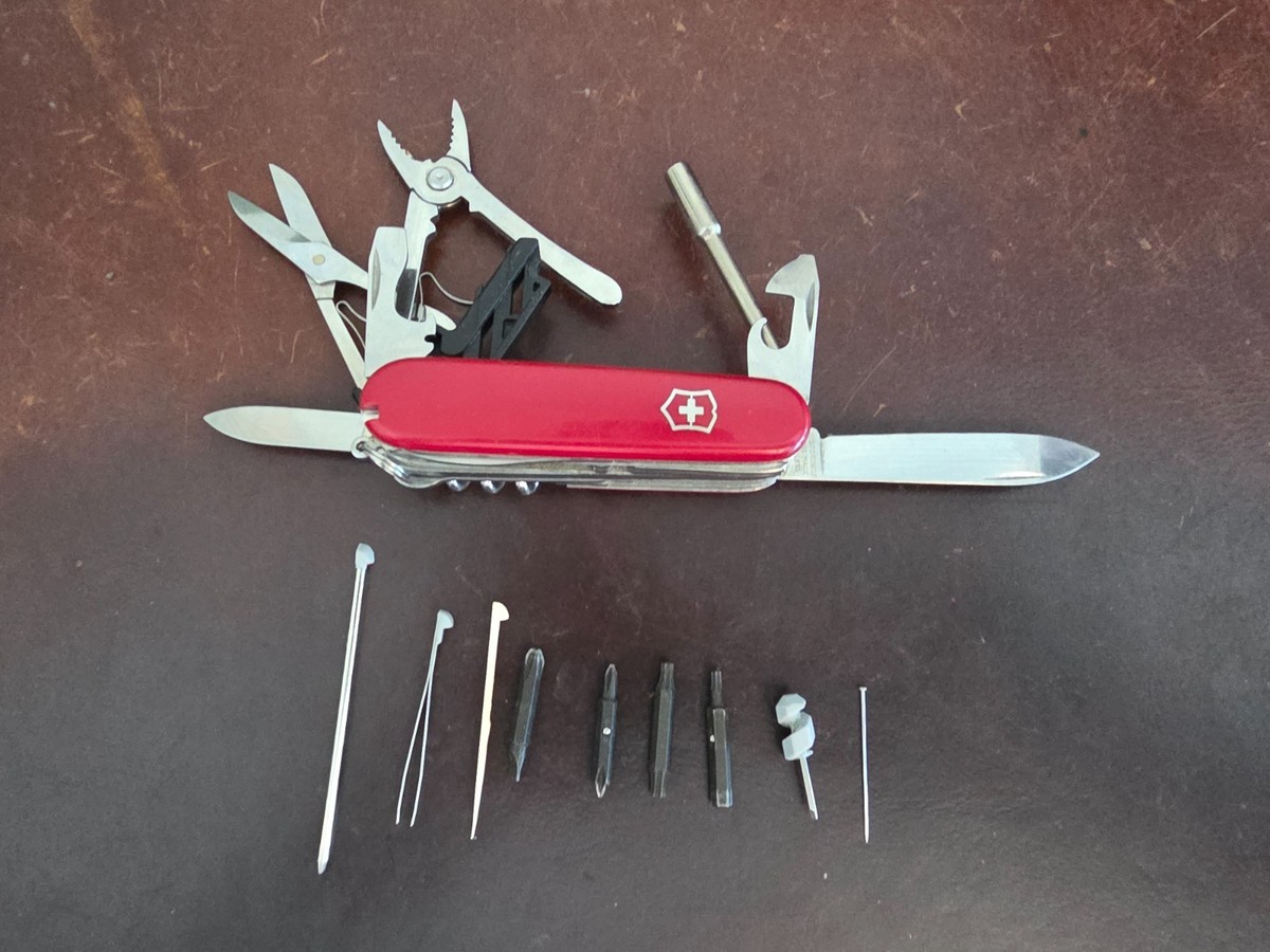 Victorinox CYBERTOOL (M) 34 - 91mm Swiss Army Knife Red 063o