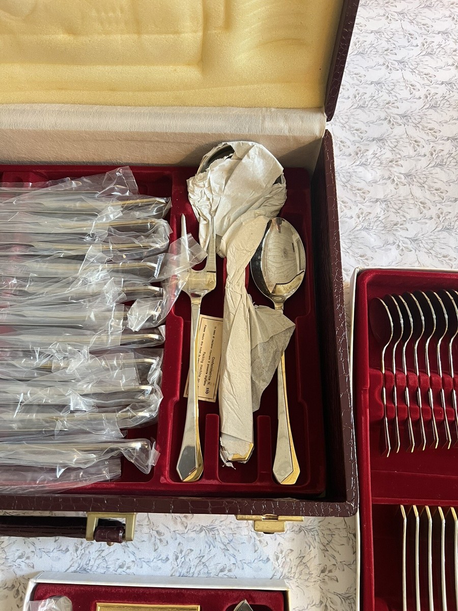 Gottinghen 18/10 Silverwear Set 124 Pc Plated 24k Gold