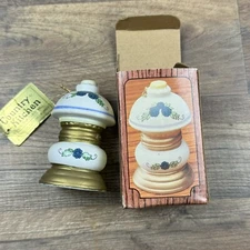 Vtg Country Kitchen Line by Jasco Bisque Porcelain Hurricane Lamp Bell Handcraft