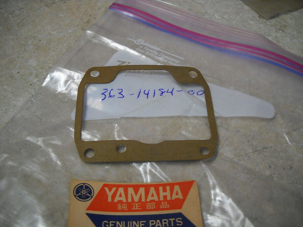 NOS OEM Yamaha Float Chamber Gasket 1973-1997 YZ125 WR250 NOS OEM Yamaha Float Chamber Gasket 1973-1997 YZ125 WR250