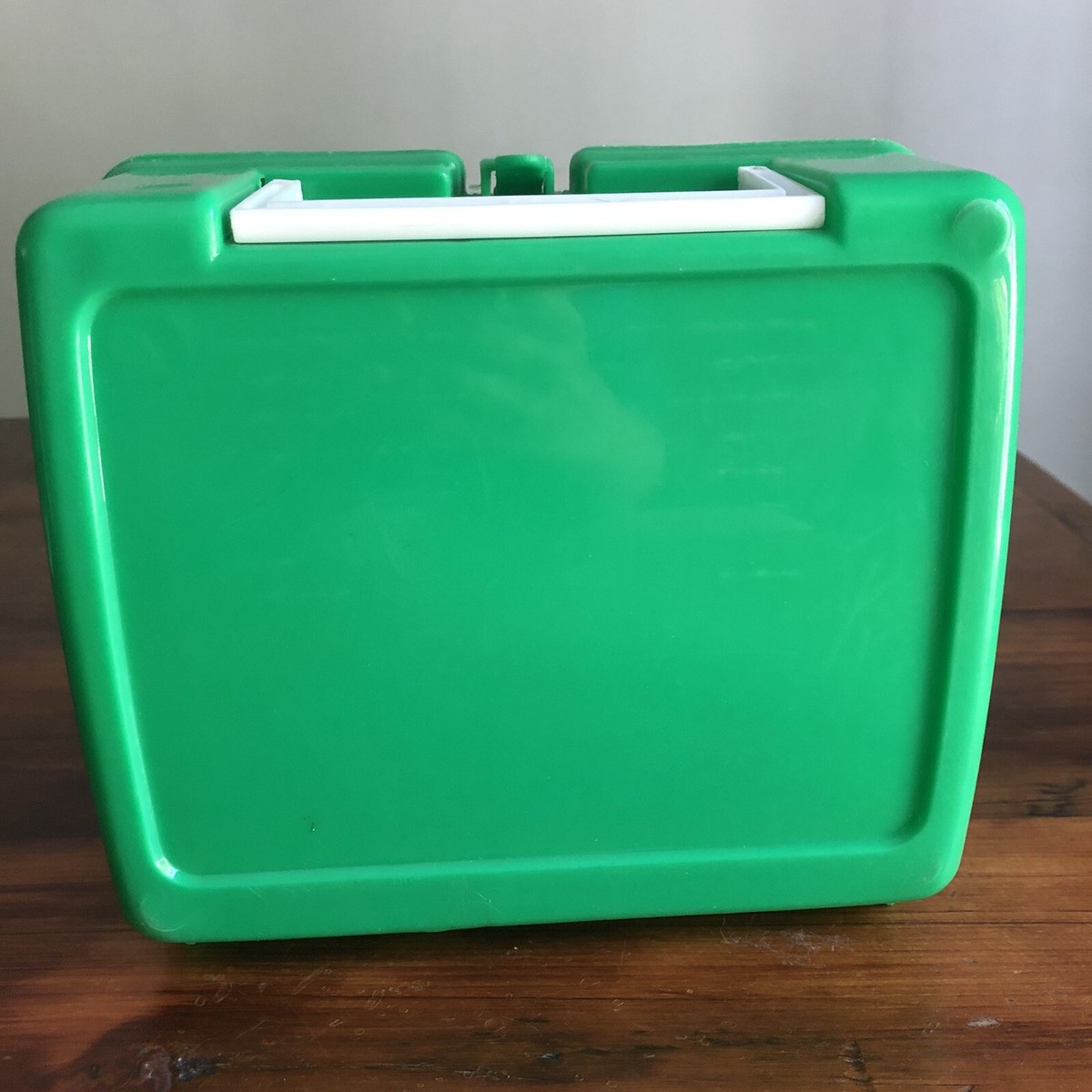 Vtg Chuck E. Cheese's Green Lunch Box w/ Handle (No Thermos) 1996