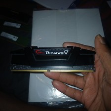 G.Skill PC RAM kit Ripjaws V F4-3600C16D-32GVKC Desktop 3200MHZ/16GB. Size,42mm