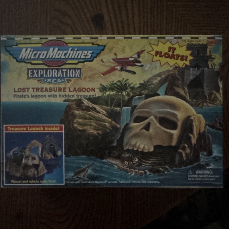 Micro Machines Exploration of the Sea Lost Treasure Lagoon Playset It Floats