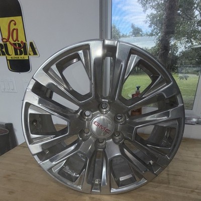 Oem GMC Sierra 1500 Dinali Pickup Truck  Wheel ( I item ) 